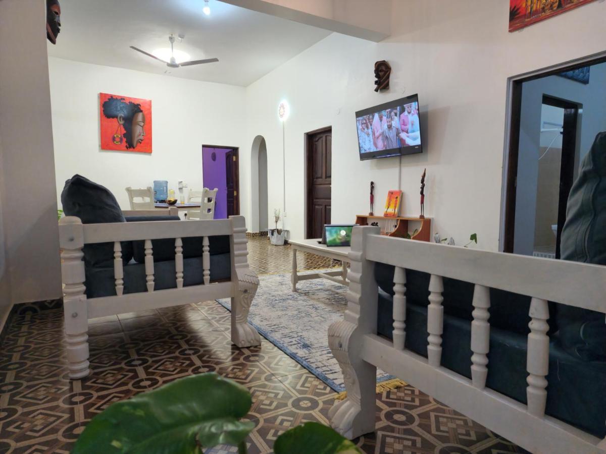Ocean Breeze Homes Watamu 3 Bedroom Free Wi-Fi And Parking Εξωτερικό φωτογραφία
